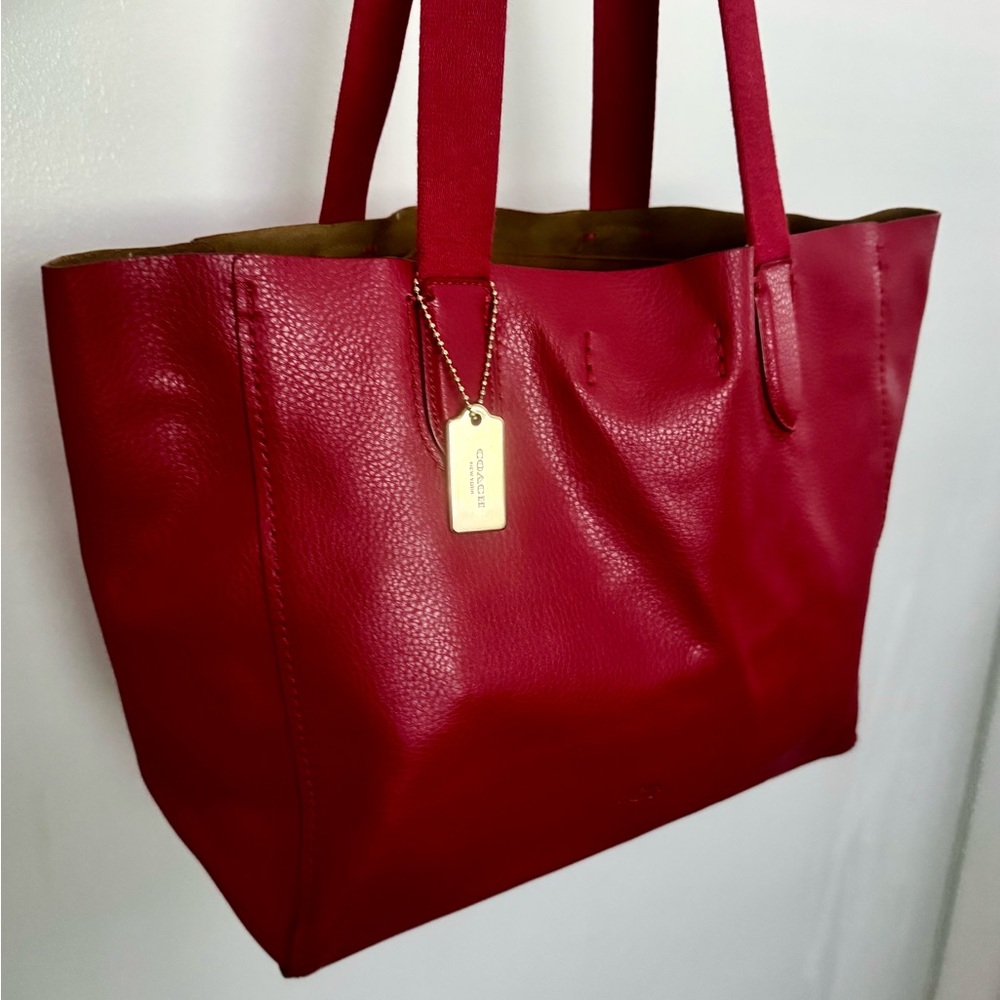 Coach Derby Large Red Pebble Leather Tote Shoulder Bag Gold Hang Tag Excellent - Picture 1 of 11